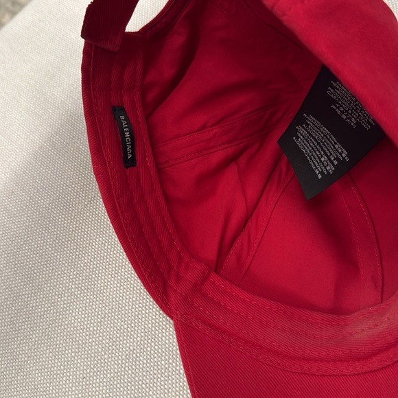 Balenciaga Cap - Picture 5 of 6